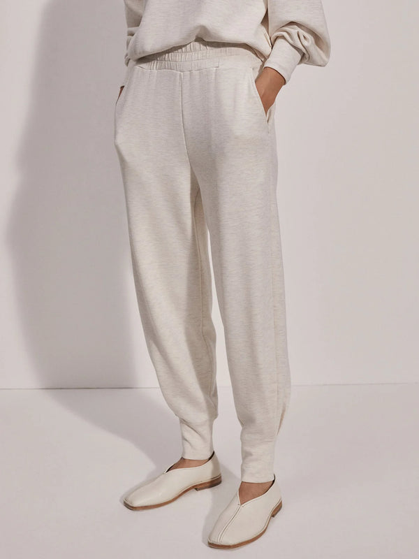 The Relaxed Pant Ivory