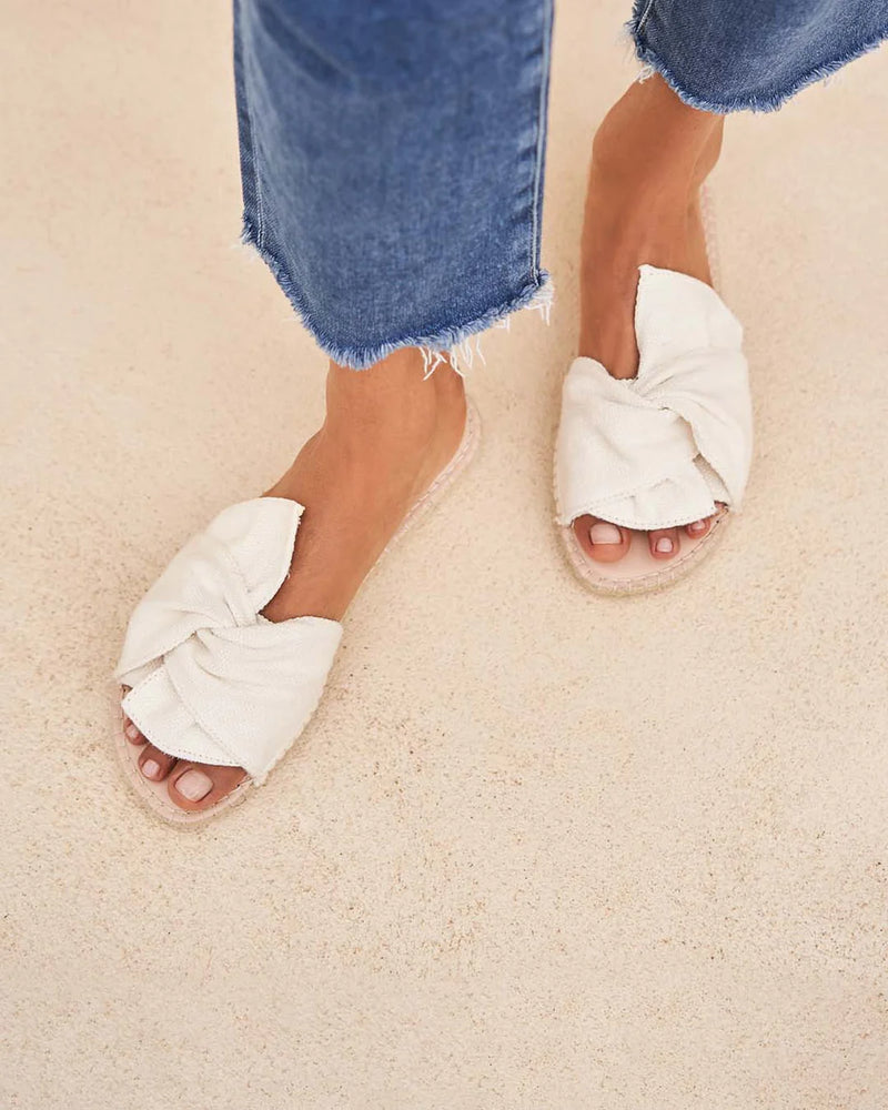 Sandals with Knot White